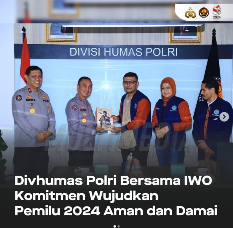 Divhumas Polri Bersama IWO Komitmen Wujudkan Pemilu 2024 Aman dan Damai Divhumas Polri Bersama IWO Komitmen Wujudkan Pemilu 2024 Aman dan Damai