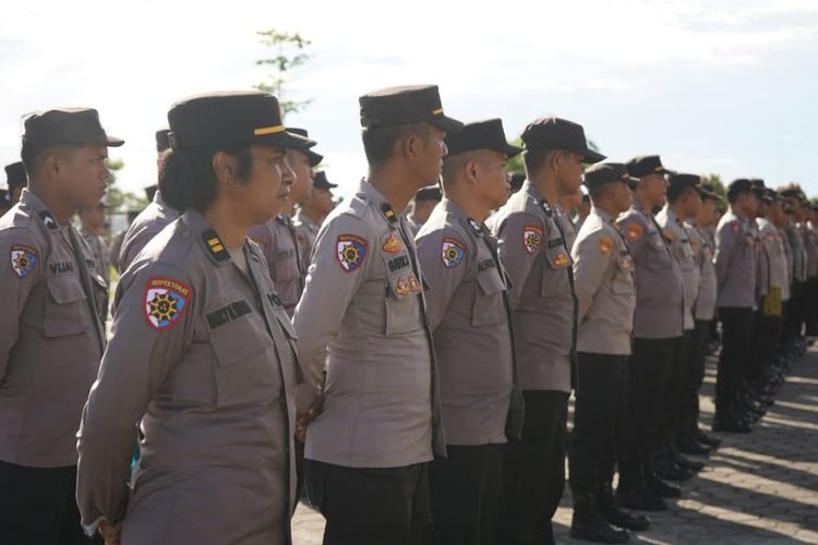 Kapolda Papua Barat Ungkap Beberapa Lokasi Rawan Saat Pemilu, Akan Perkuat Personel Kapolda Papua Barat Ungkap Beberapa Lokasi Rawan Saat Pemilu, Akan Perkuat Personel