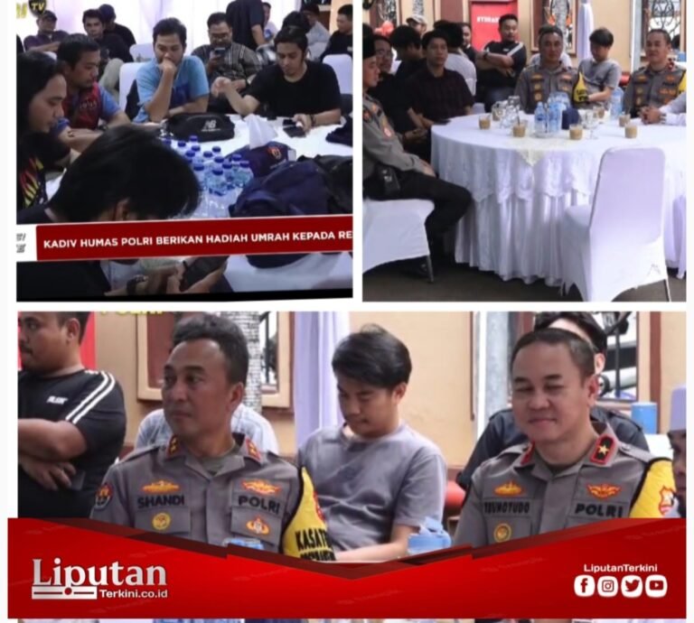 Berkah Ramadhan, Kadiv Humas Polri Berikan Hadiah 4 Orang Wartawan Pergi Umroh Berkah Ramadhan, Kadiv Humas Polri Berikan Hadiah 4 Orang Wartawan Pergi Umroh
