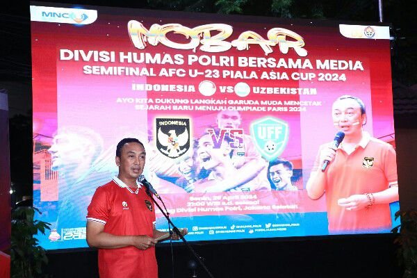 Nobar Timnas Indonesia U-23 Vs Uzbekistan U-23 Bareng Wartawan, Kadiv Humas Bicara Persatuan Bangsa